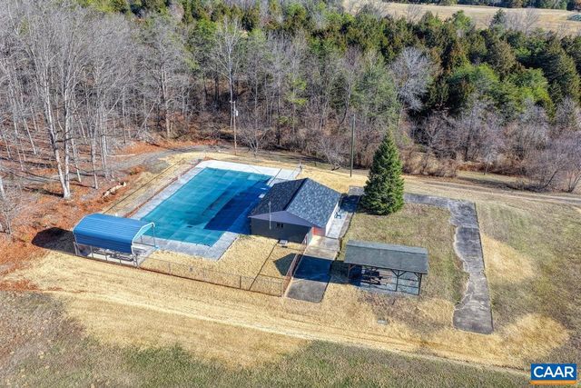 443 MEADOW VIEW LN, Fort Valley, VA 22652