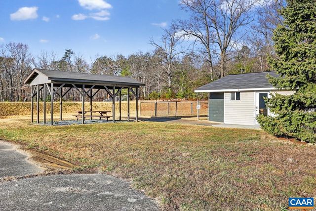 443 MEADOW VIEW LN, Fort Valley, VA 22652