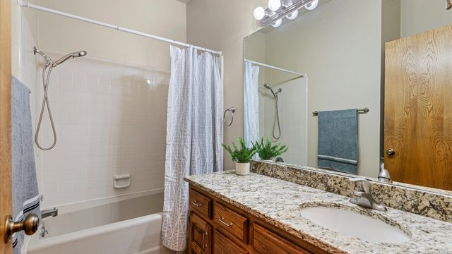 1364 PATIO DR, New Braunfels, TX 78130