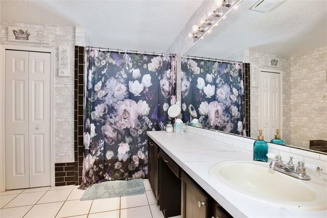 2115 HEATHWOOD CIRCLE, Orlando, FL 32828