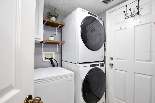 2115 HEATHWOOD CIRCLE, Orlando, FL 32828