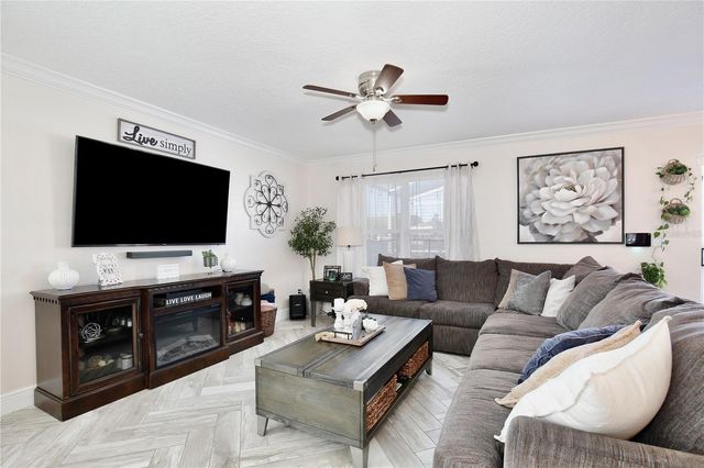 2115 HEATHWOOD CIRCLE, Orlando, FL 32828