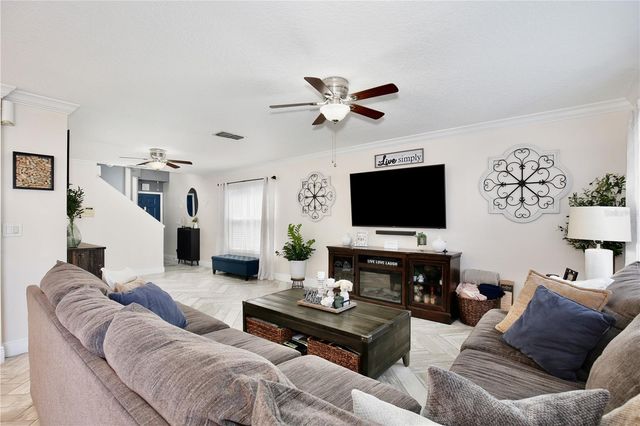 2115 HEATHWOOD CIRCLE, Orlando, FL 32828