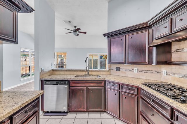 6614 Readsland Lane, Houston, TX 77084