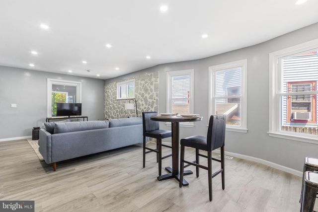 118 S 32ND ST, Camden, NJ 08105