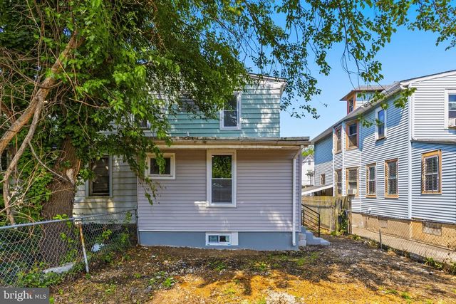 118 S 32ND ST, Camden, NJ 08105