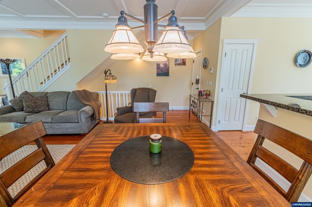 319 Kinnikinnick Wy, Depoe Bay, OR 97341