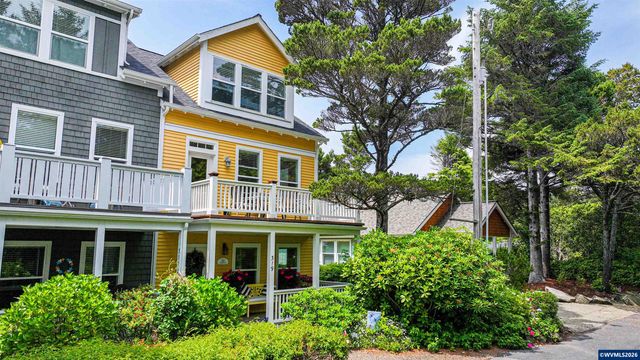 319 Kinnikinnick Wy, Depoe Bay, OR 97341