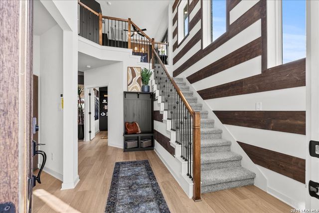 253 ALPINE LKS, New Braunfels, TX 78130