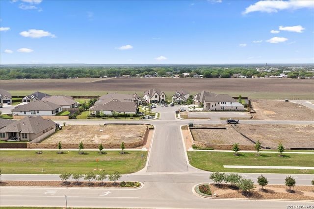 253 ALPINE LKS, New Braunfels, TX 78130