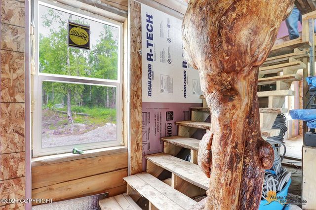 22533 E Big Mountain Drive, Talkeetna, AK 99676