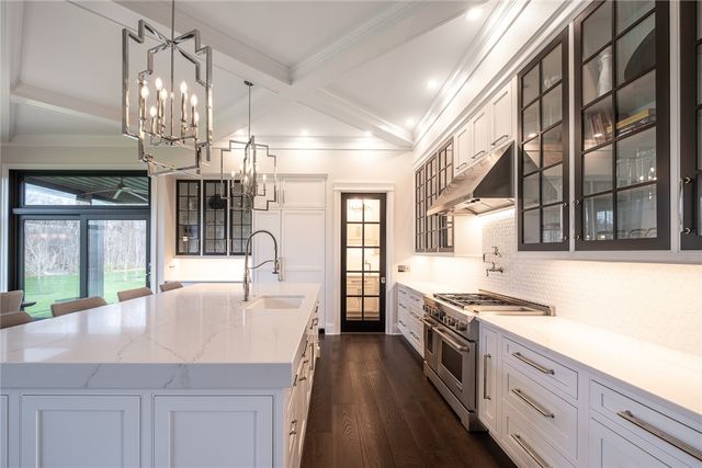 275 Fox Meadow Court, Beavercreek Twp, OH 45385