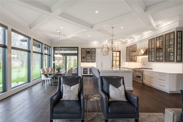 275 Fox Meadow Court, Beavercreek Twp, OH 45385