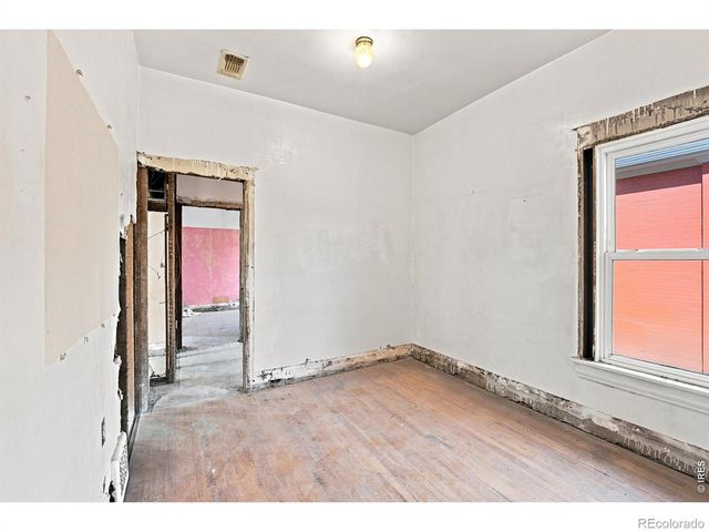 2421 W 38th Avenue, Denver, CO 80211