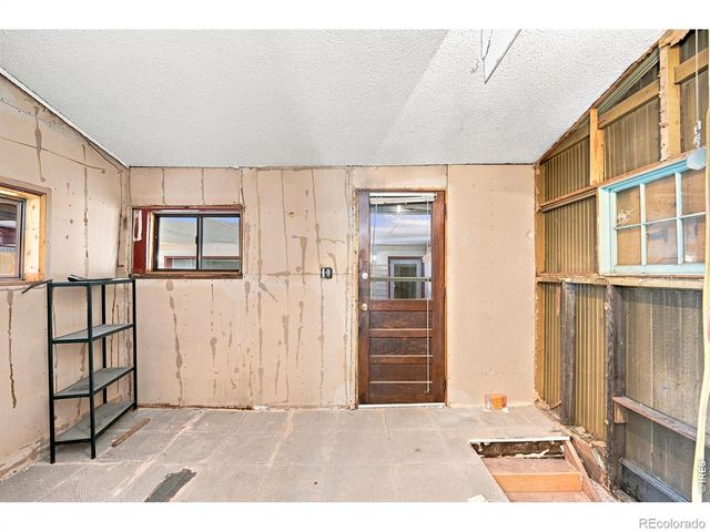2421 W 38th Avenue, Denver, CO 80211