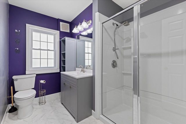5910 33 AVENUE, Kenosha, WI 53144