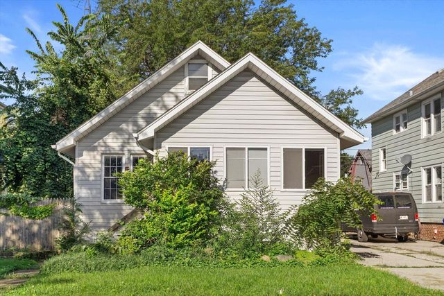 5910 33 AVENUE, Kenosha, WI 53144