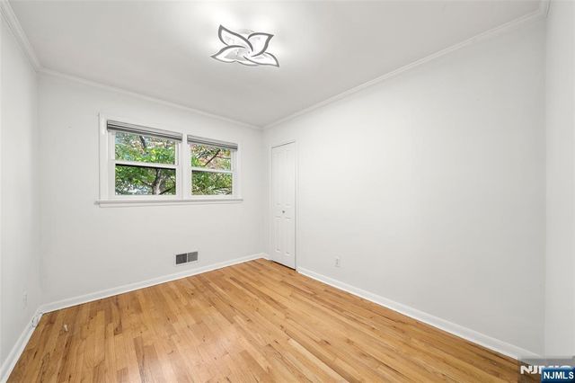 259 Garden Place, Oradell, NJ 07649