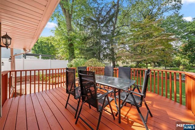259 Garden Place, Oradell, NJ 07649