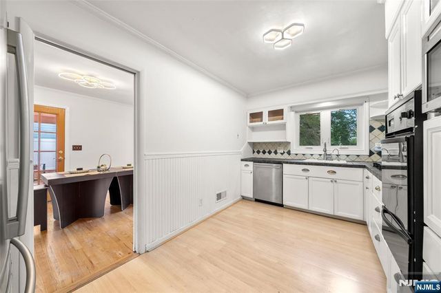 259 Garden Place, Oradell, NJ 07649