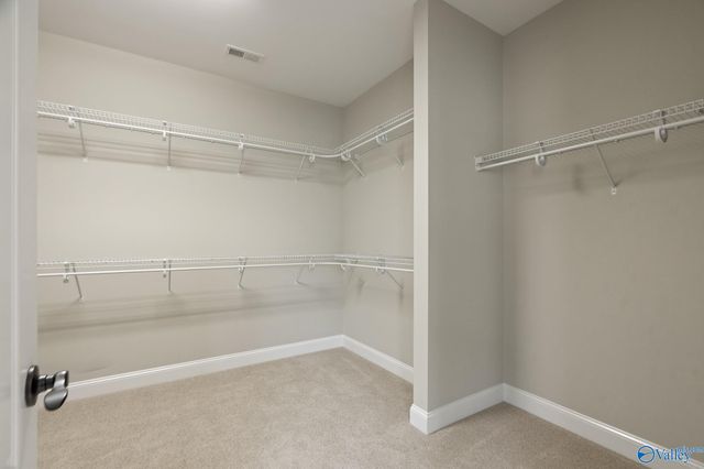 2305 Palisades Court SW, Huntsville, AL 35803