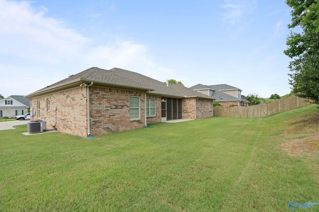 2305 Palisades Court SW, Huntsville, AL 35803