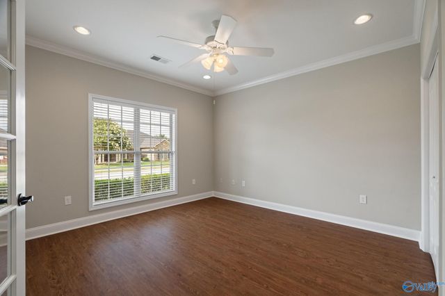 2305 Palisades Court SW, Huntsville, AL 35803