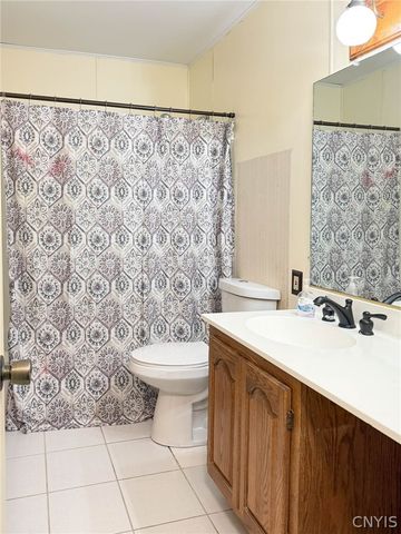 1500 Redwood Avenue, Utica, NY 13502