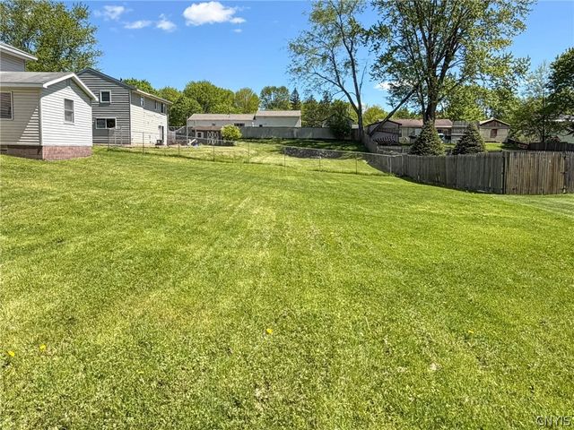 1500 Redwood Avenue, Utica, NY 13502