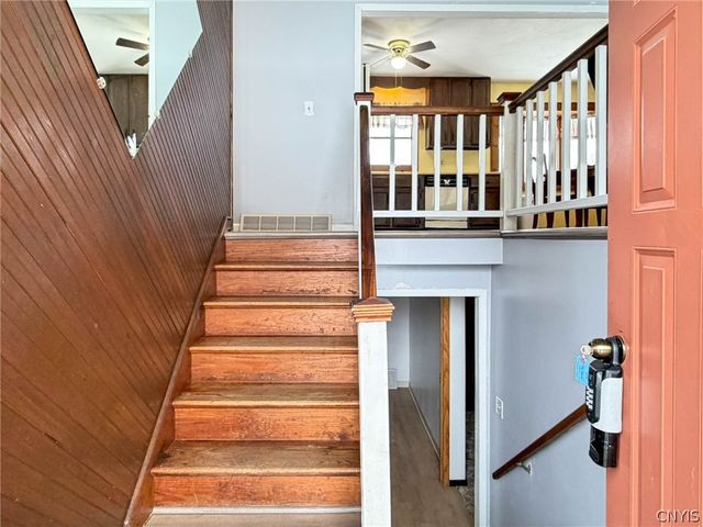 1500 Redwood Avenue, Utica, NY 13502