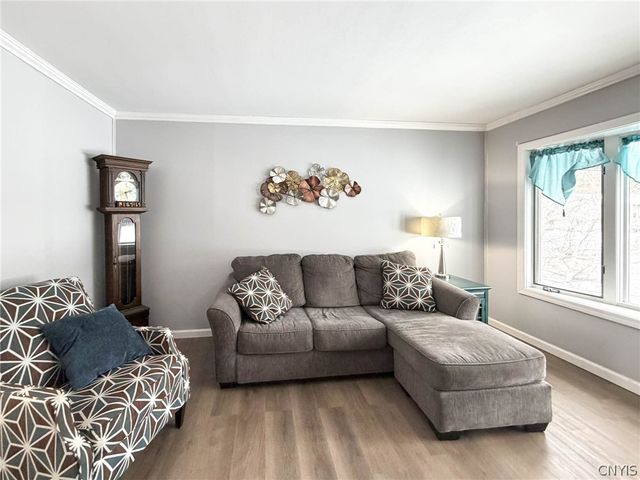 1500 Redwood Avenue, Utica, NY 13502