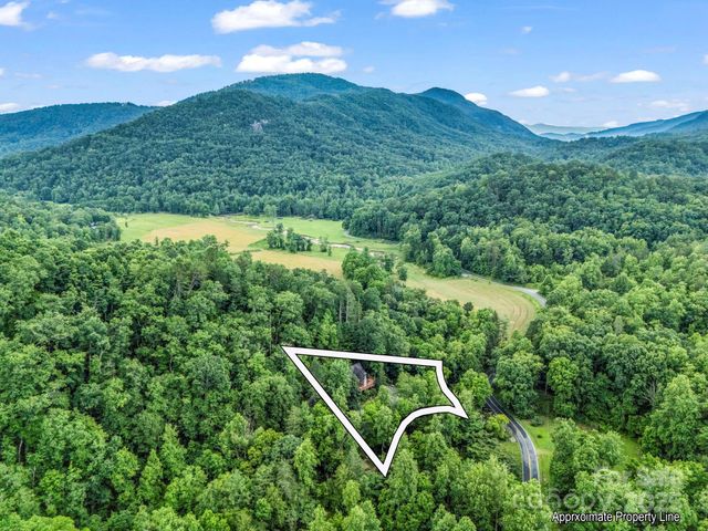 120 Rocky Mountain Drive, Lake Lure, NC 28746