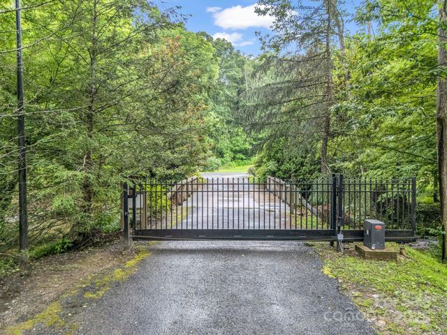 120 Rocky Mountain Drive, Lake Lure, NC 28746