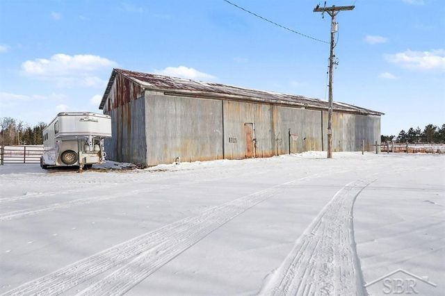 1409 S Simmons Road, West Branch Twp, MI 48661