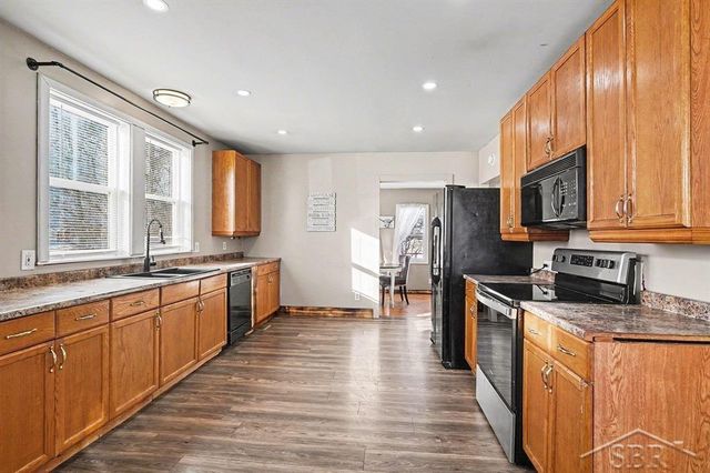 1409 S Simmons Road, West Branch Twp, MI 48661