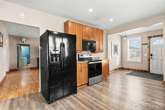 1409 S Simmons Road, West Branch Twp, MI 48661