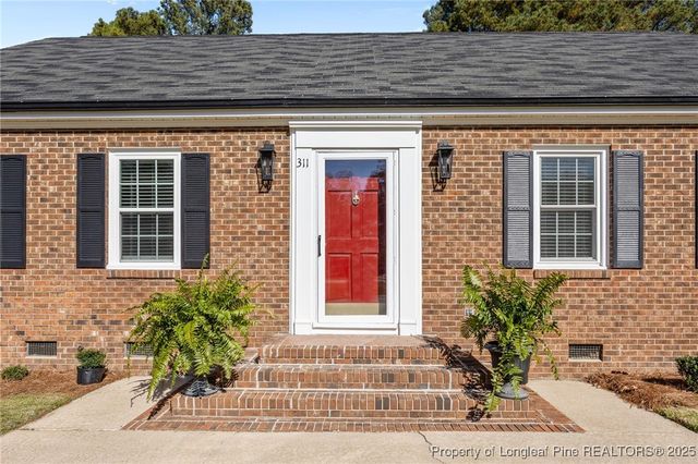 311 Marlowe Drive, Dunn, NC 28334