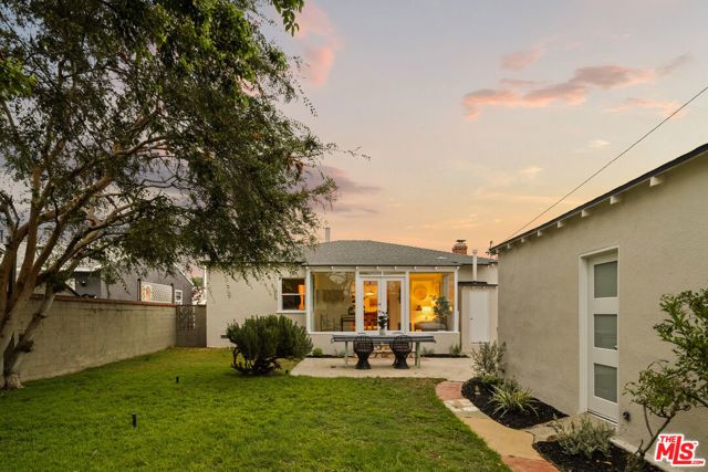 6546 W 85th Street, Los Angeles, CA 90045