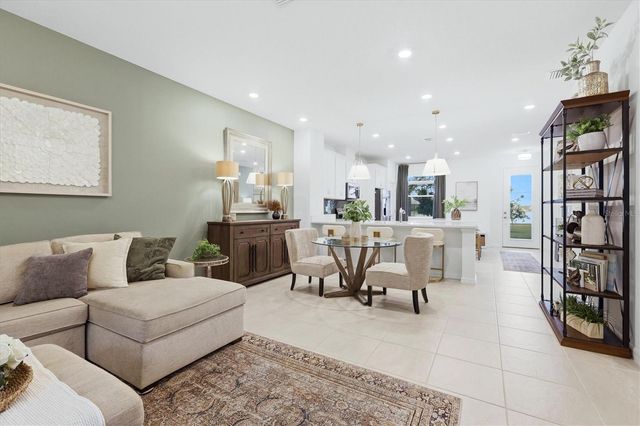 7392 CABIN LANE, Sarasota, FL 34240