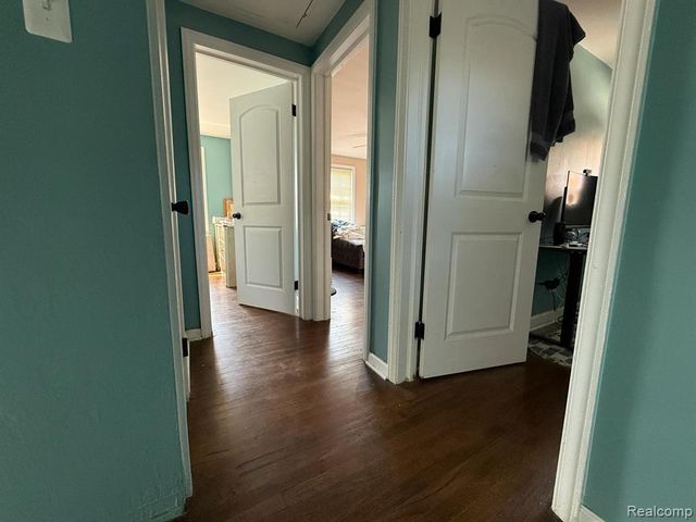 7840 Calhoun Street, Dearborn, MI 48126