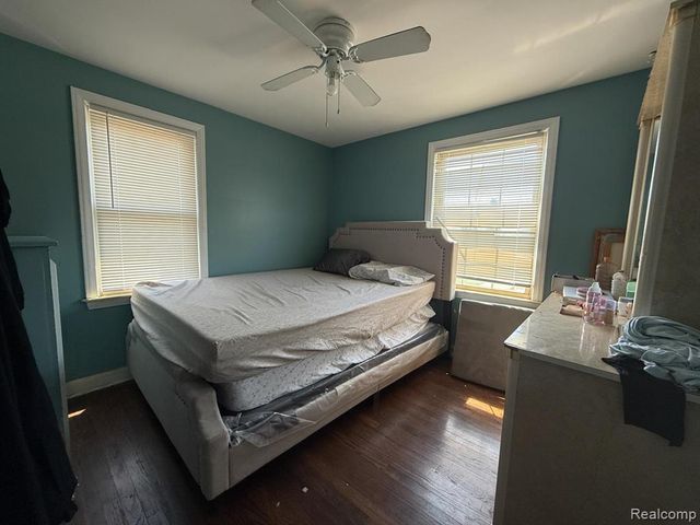 7840 Calhoun Street, Dearborn, MI 48126