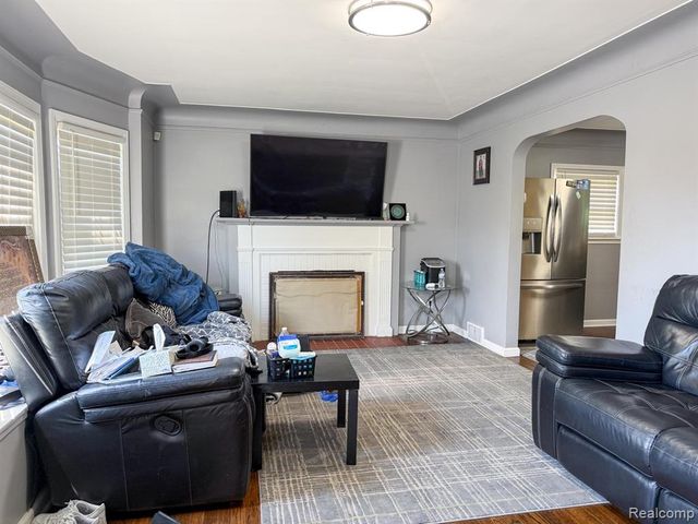 7840 Calhoun Street, Dearborn, MI 48126