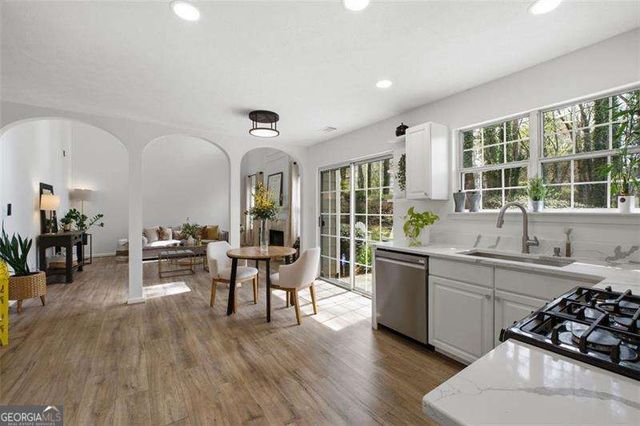 1814 Chasewood Park Drive, Marietta, GA 30066