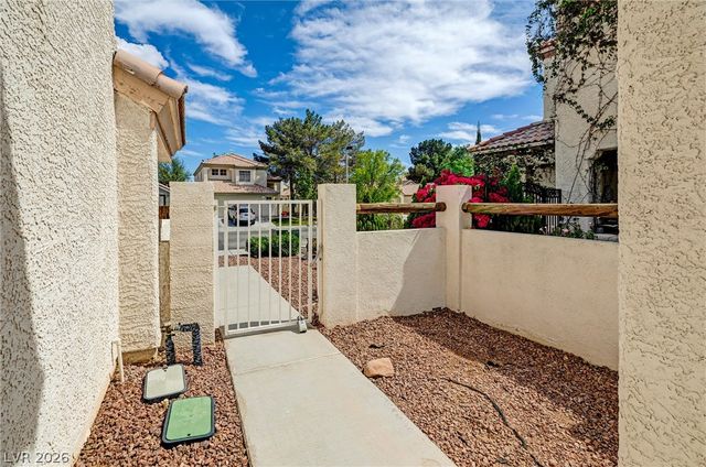 1613 Imperial Cup Drive, Las Vegas, NV 89117