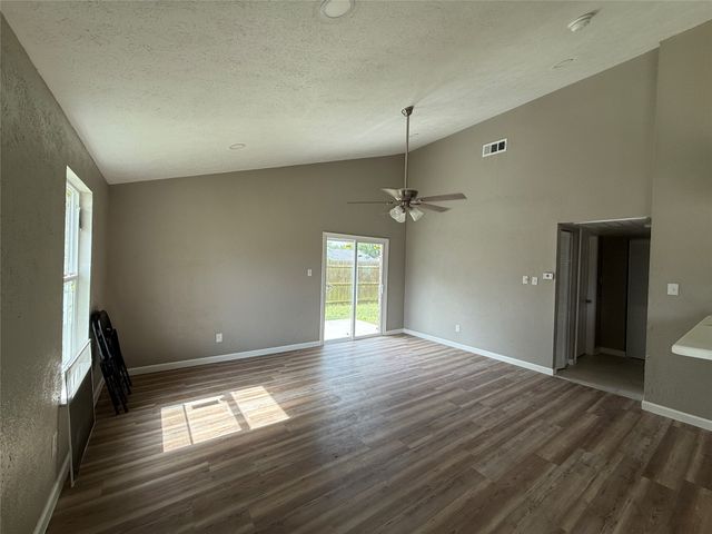 449 Jones Street, Cedar Hill, TX 75104