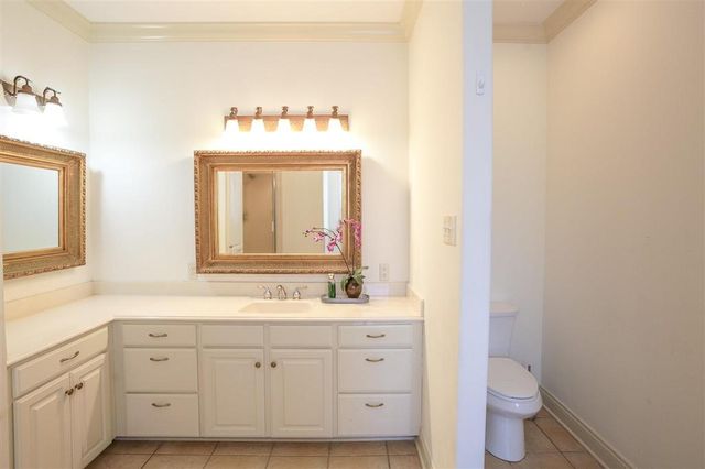 2807 Saint Francis Forest Drive, Lake Charles, LA 70605