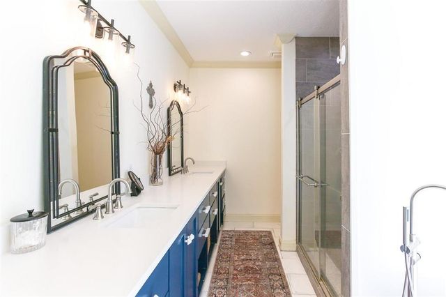 2807 Saint Francis Forest Drive, Lake Charles, LA 70605