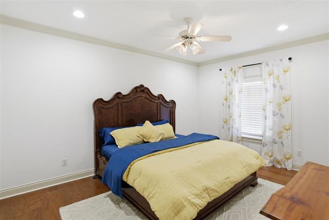 2807 Saint Francis Forest Drive, Lake Charles, LA 70605