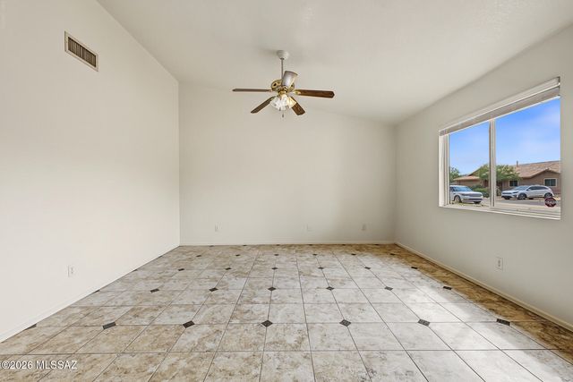 7324 W Timberleaf Drive, Tucson, AZ 85757