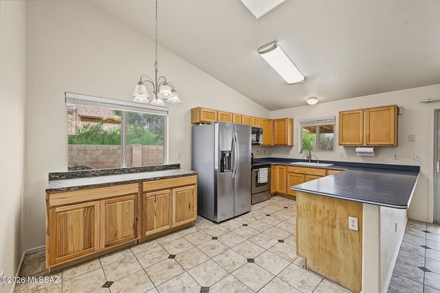7324 W Timberleaf Drive, Tucson, AZ 85757
